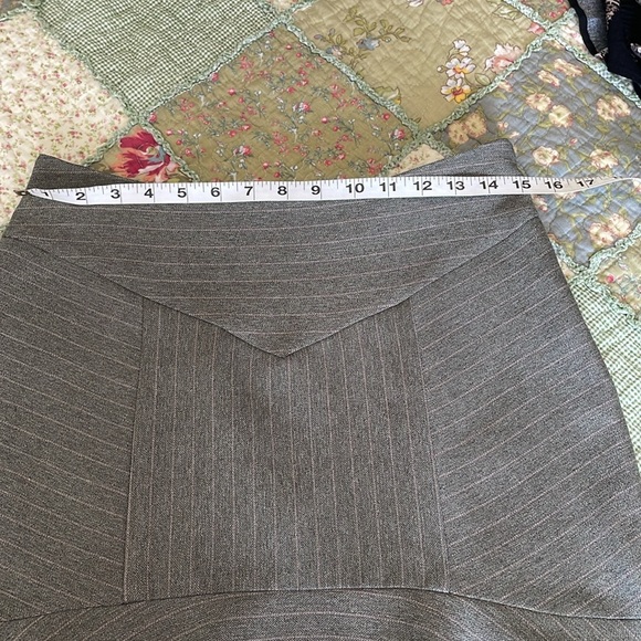 Apostrophe High Low Skirt - Picture 4 of 6